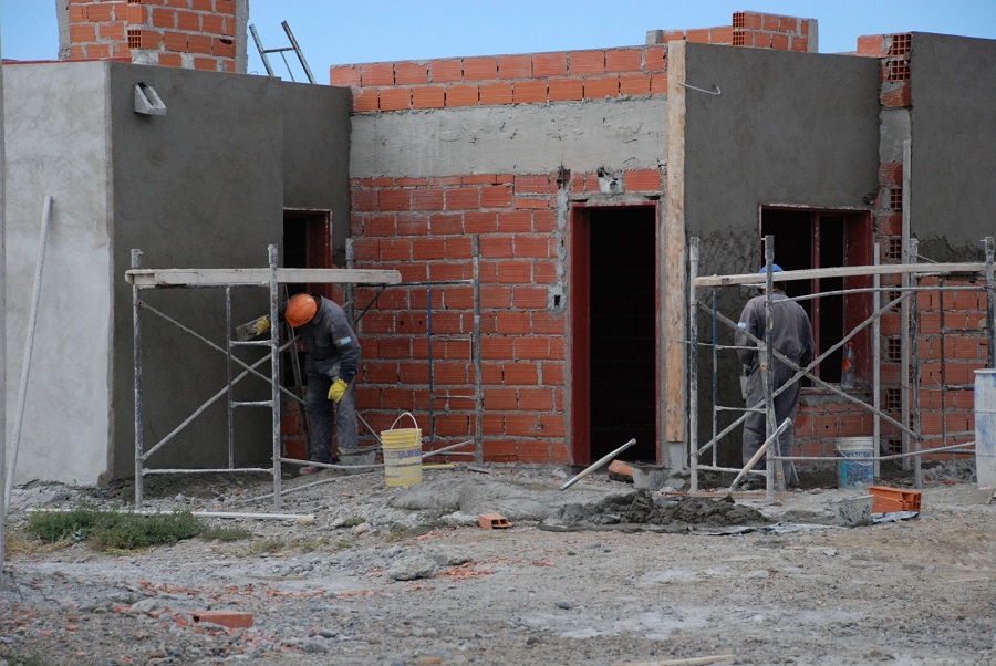 Reconstrucción: En un mes comenzará la construcción de viviendas