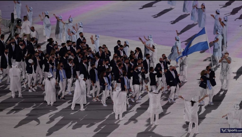 El Emocionante Desfile De La Delegacion Argentina En La Apertura De Los Juegos Olimpicos De Tokio El Comodorense