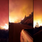 VIDEO: El estremecedor momento en que el incendio en la Cordillera cruza la ruta 40
