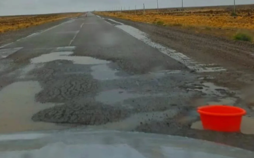 Torres lamentó el estado de las Rutas en Chubut: «Es indignante ver cómo están»